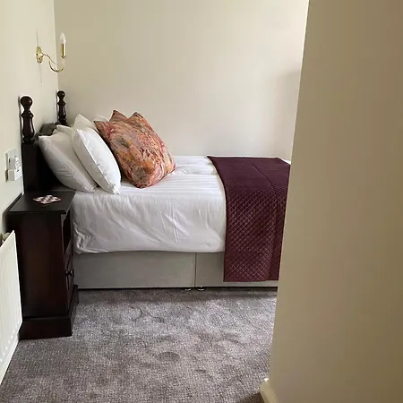 Ros 3*